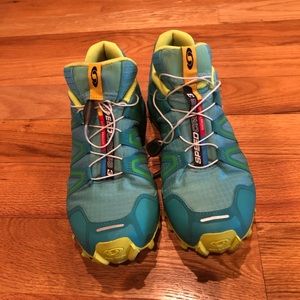 Like new Salomon speed cross 3